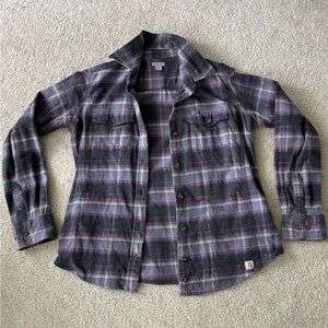 Carhartt Women’s plaid flannel button down. Size Medium.